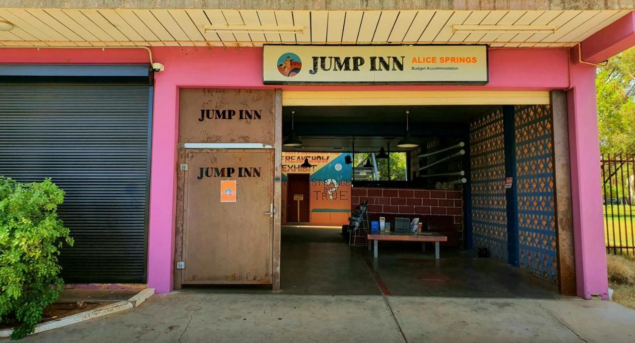 Jump Inn Alice Budget Accommodation Alice Springs Exterior photo